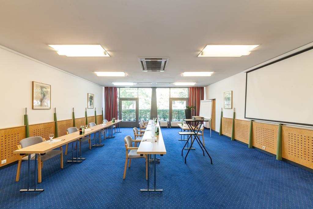 Novum Hotel Kavalier Wenen Buitenkant foto