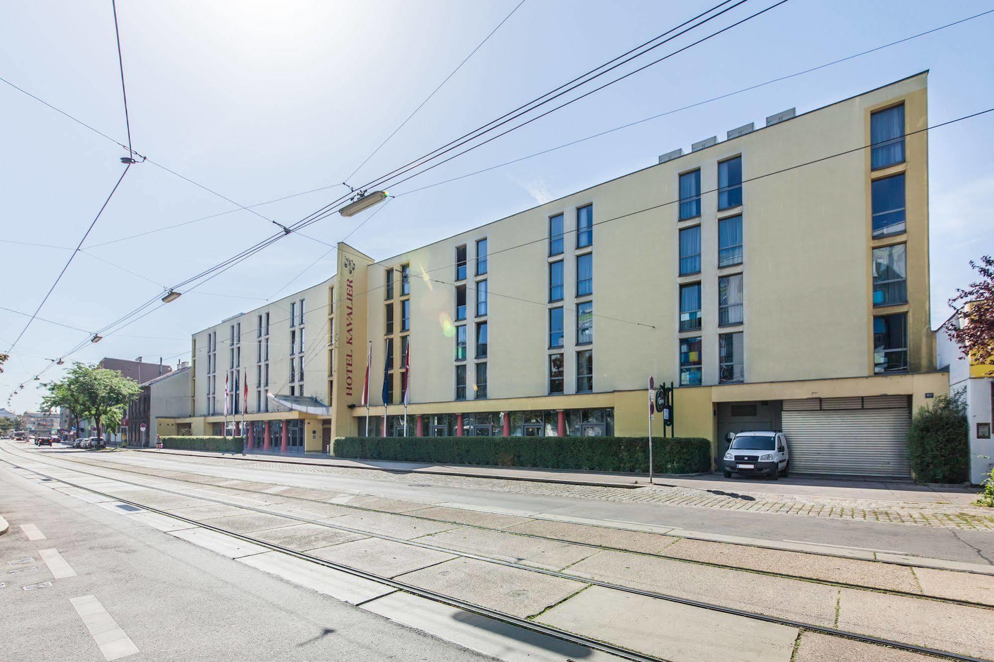 Novum Hotel Kavalier Wenen Buitenkant foto